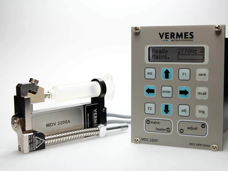 Vermes3200双加热桶，这是一款搭配双加热桶的热熔胶应用，适用于各种大胶量工艺需求